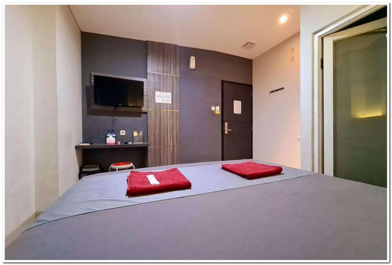City Biz Residence Jakarta Exterior foto